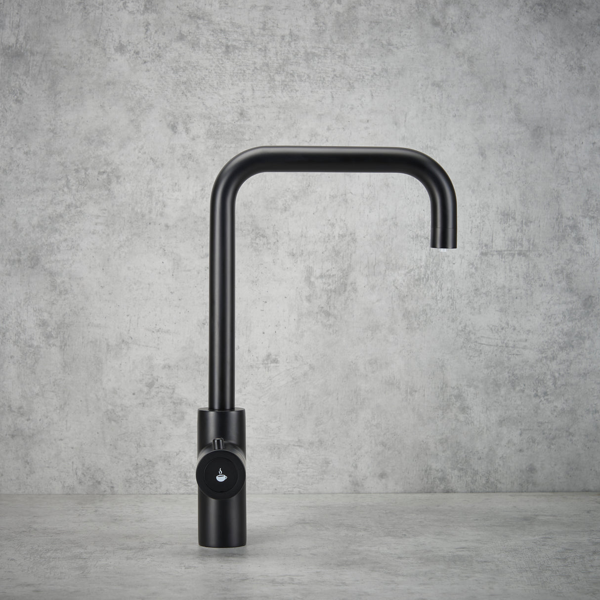 Verossi | Vigore | Contemporary 3 in 1 Instant Boiling Tap | Matt Black Finish