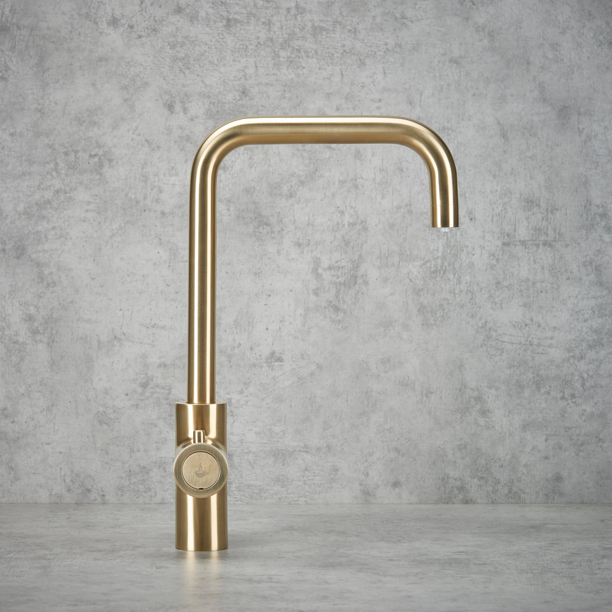 Verossi | Vigore | Contemporary 3 in 1 Instant Boiling Tap | Unfinished Brass Finish