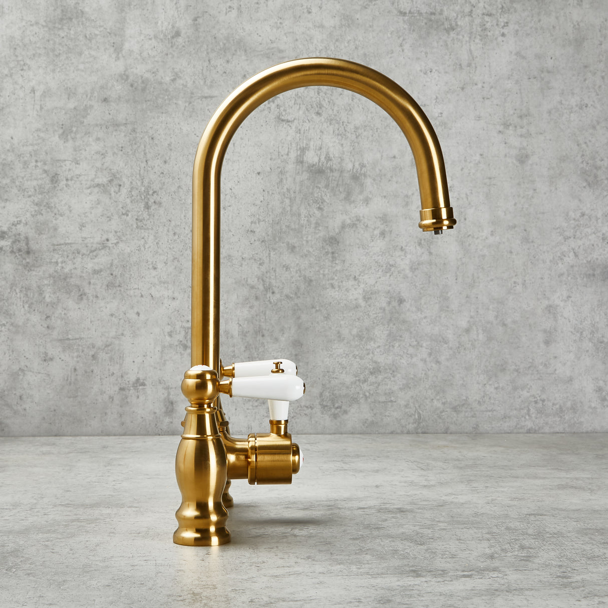 Verossi  | Versace | Traditional Bridge Style 3 in 1 Instant Boiling Tap | White Ceramic Levers | Brushed Gold Finish