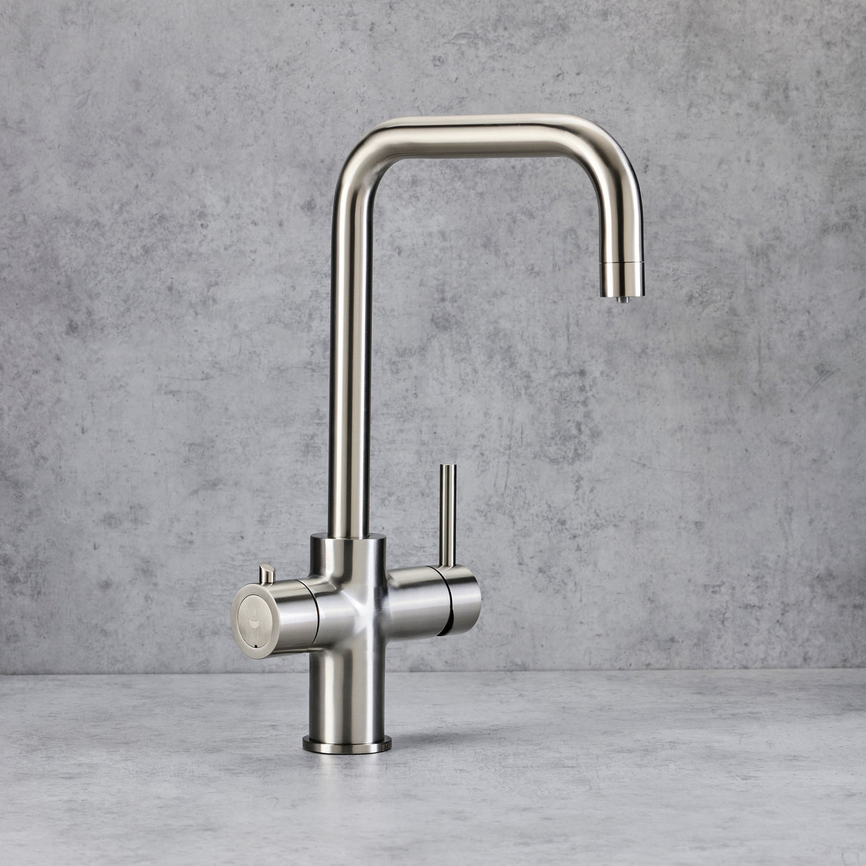 Verossi | Vamore | 3-in-1 Instant Boiling Water Tap System | Brushed Steel